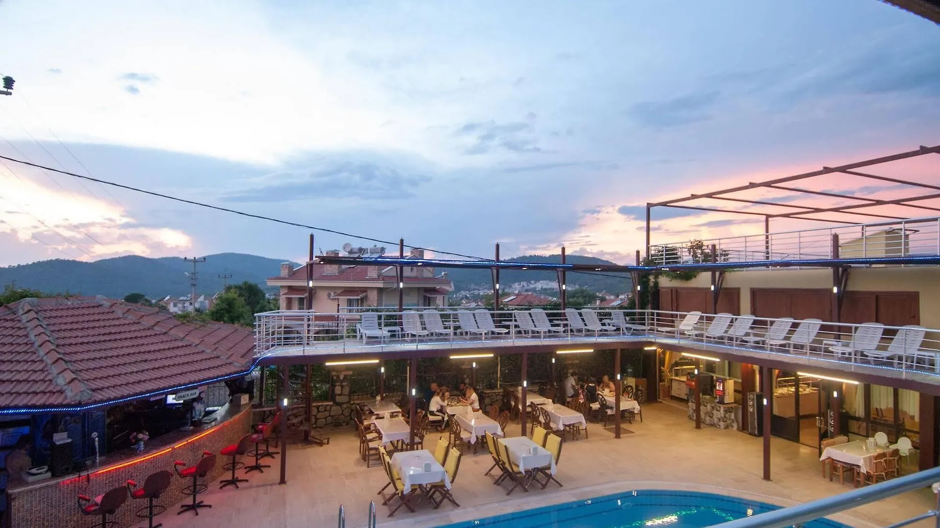 Grand Ruya Hotel Çeşme